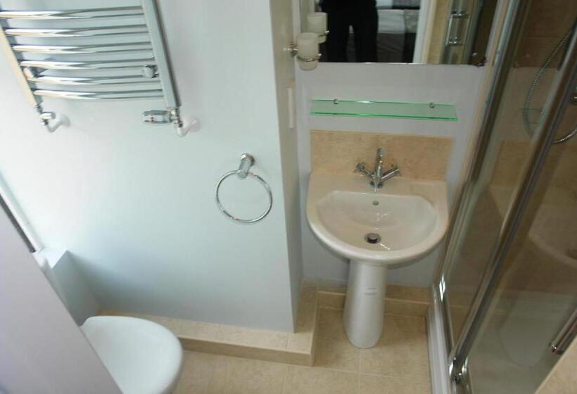 Номер Стандарт Трехместный, Filton Guest House