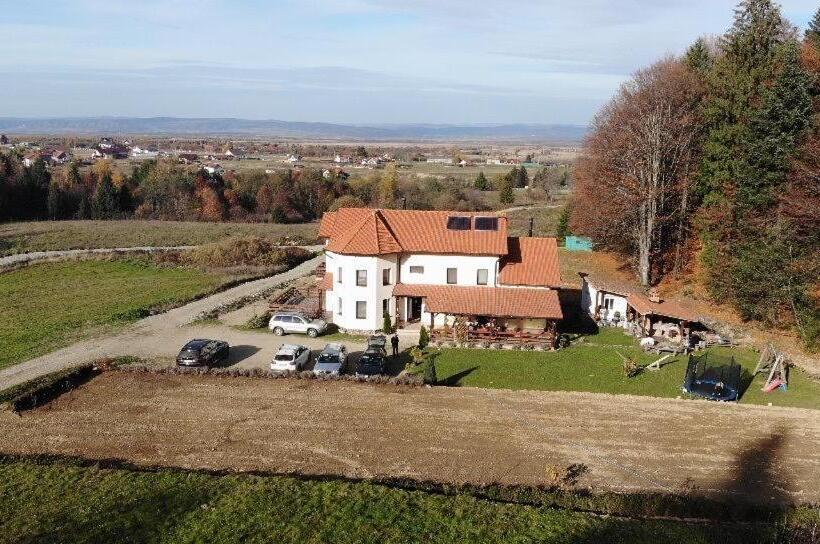 Дом 1 Спальня, Pensiunea Rozelor Stațiunea Climaterică Sâmbăta