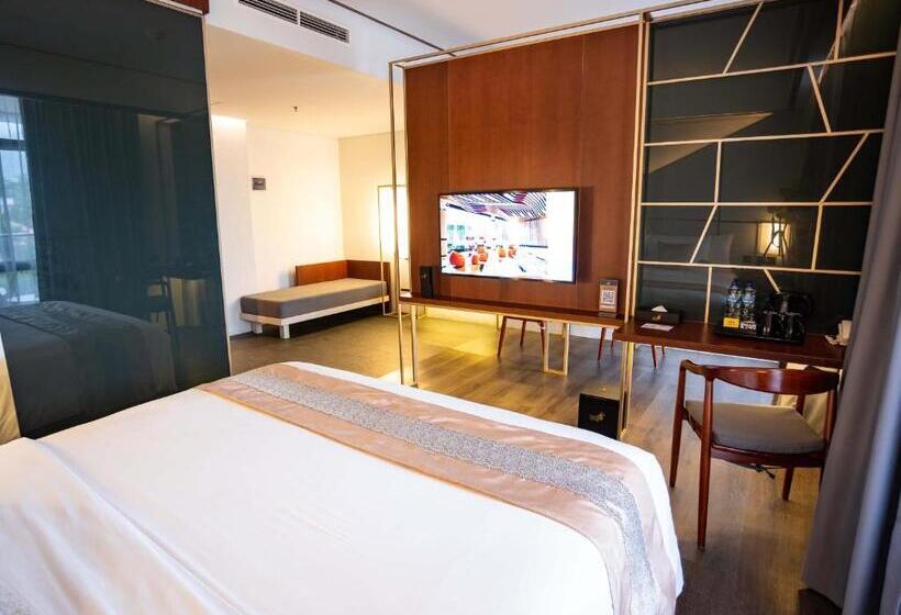 Quarto Executivo, Rayz Umm Hotel Malang