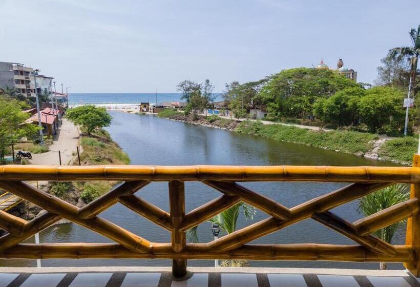 اتاق استاندارد, Sol Y Playa Montañita
