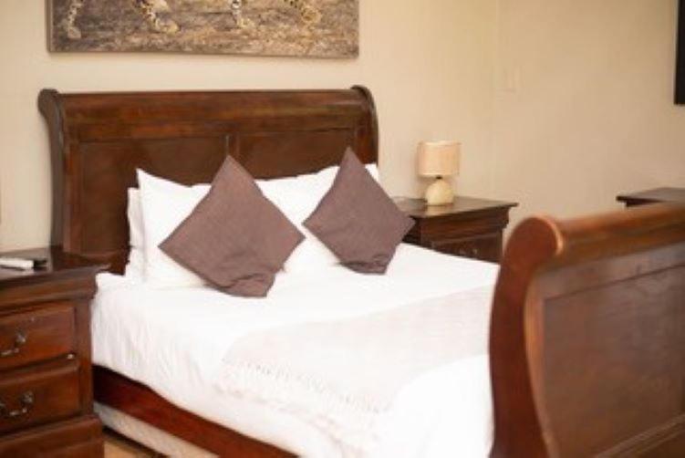 اتاق استاندارد با چشم‌انداز باغ, Ikhutse Manor Guesthouse