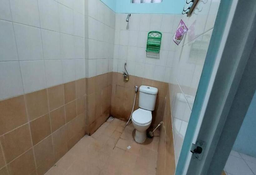 Номер Стандарт, Oyo 90766 Gardenia Boarding House