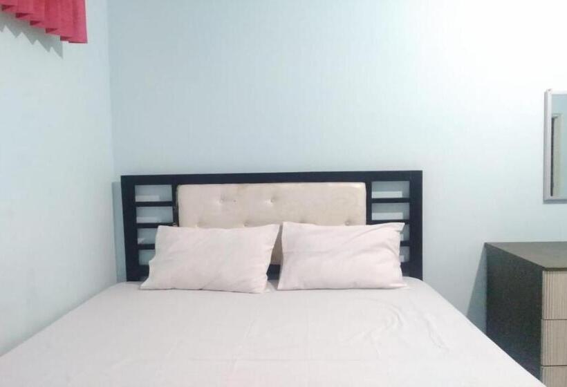 Номер Deluxe, Oyo 90766 Gardenia Boarding House