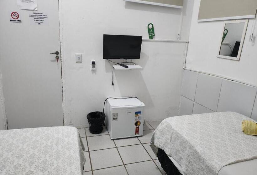 اتاق استاندارد با سرویس بهداشتی مشترک, Casa Recife Pousada