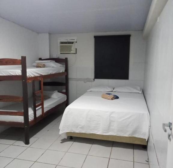 اتاق استاندارد چهارنفره با سرویس بهداشتی مشترک, Casa Recife Pousada