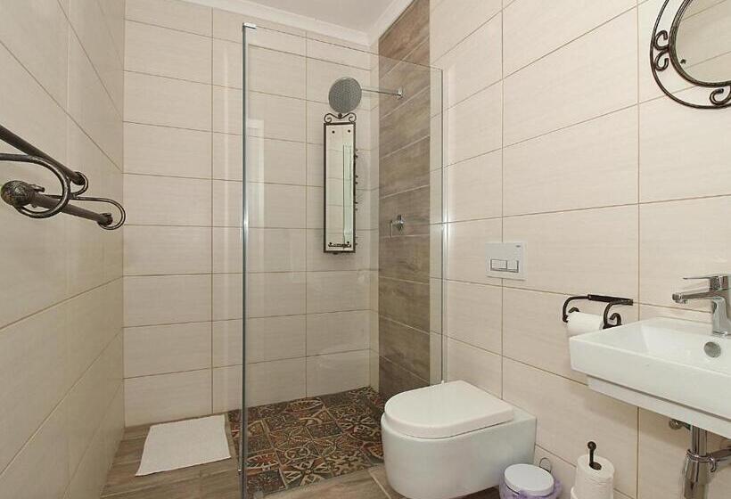 Люкс, Glennies Guesthouse