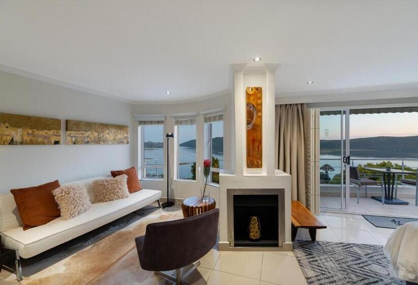 اتاق لوکس با بالکن و چشم‌انداز دریا, Villa Afrikana Guest Suites By Knysna Paradise Collection
