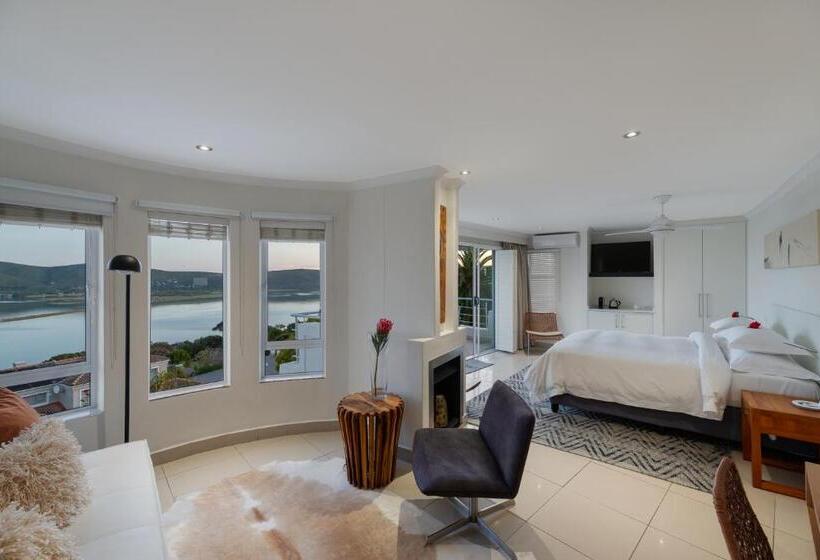 اتاق لوکس با بالکن و چشم‌انداز دریا, Villa Afrikana Guest Suites By Knysna Paradise Collection