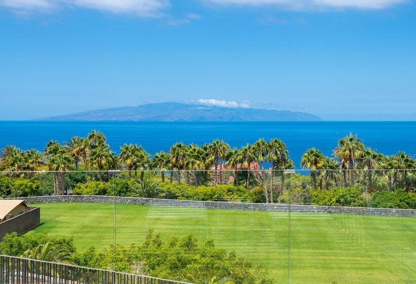 Люкс 3 Спальни, Los Jardines de Abama Suites