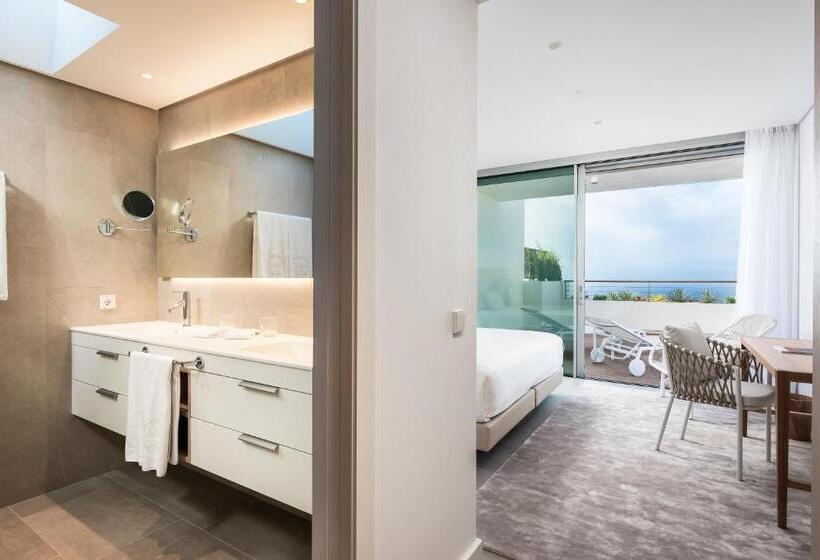 2 Bedrooms Suite Sea View, Los Jardines de Abama Suites