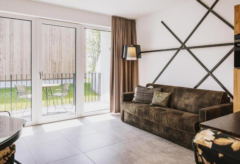 جناح, Nikolaus By Avenida Panoramic Wellness Suites