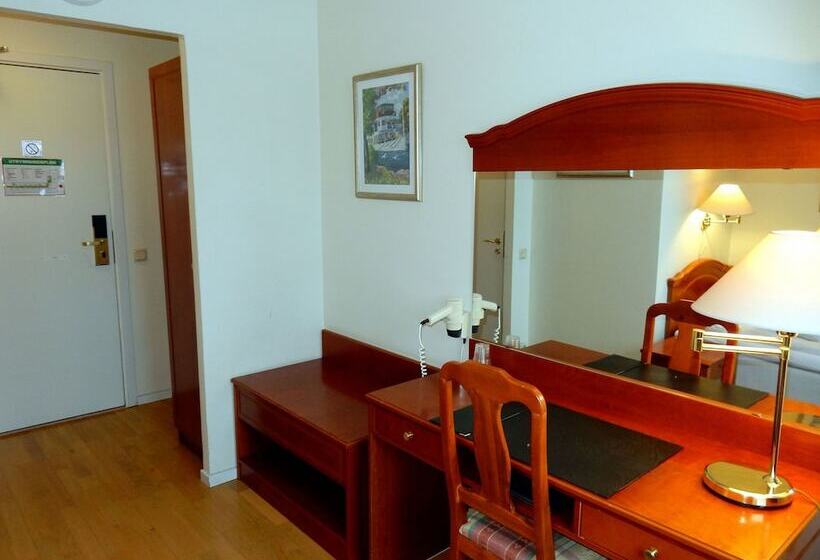 标准单人间, Grand Hotell Bollnäs