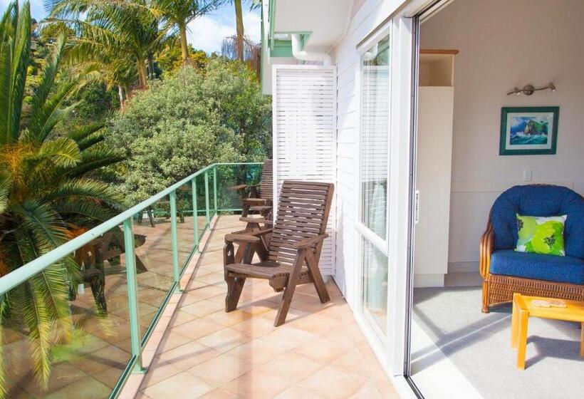 استودیوی استاندارد با چشم‌انداز دریا, Admirals View Lodge