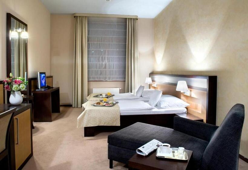اتاق اجرایی, Boutique Hotel Dubná Skala