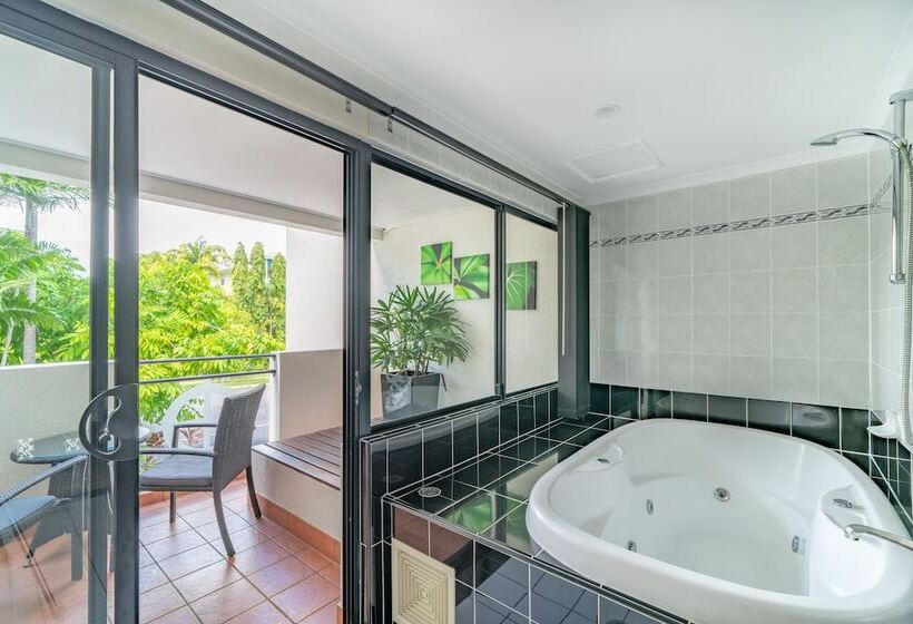 Студия Стандарт, Regal Port Douglas