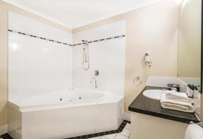 Апартаменты 1 Спальня, Regal Port Douglas