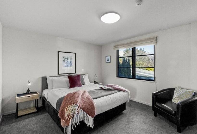 Апартаменты 3 Спальни, The Glebe Apartments