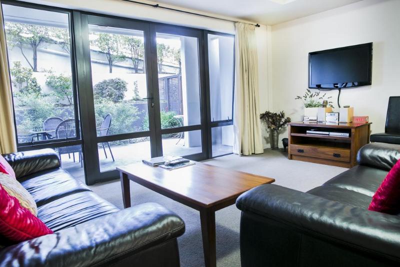 Апартаменты 2 Спальни, The Glebe Apartments