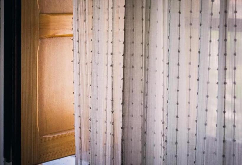 Номер Стандарт, Hostal El Convent De Moncada