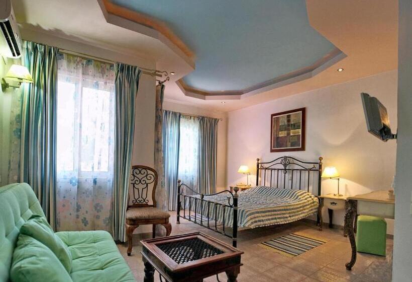 سوییت جونیور, Malemi Organic