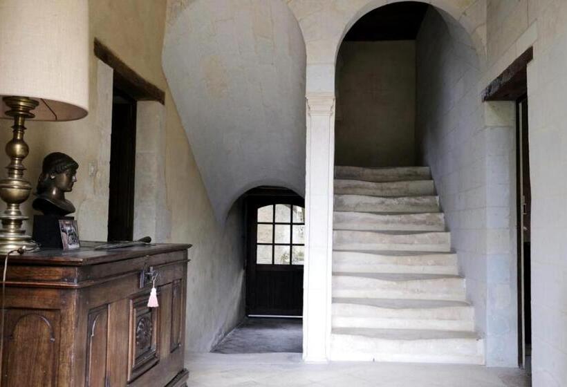 Люкс Вид на Сад, Clos Saint Léonard