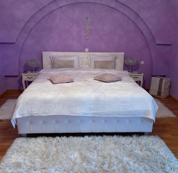 Номер Стандарт с Балконом, Casa Din Deal