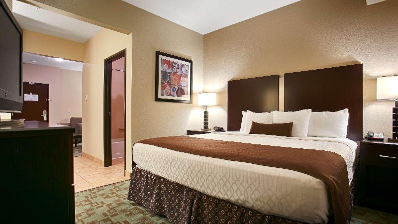 سوئیت با تخت بزرگ, Best Western Plus Eastgate Inn & Suites