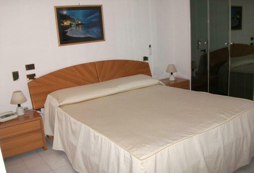 Номер Стандарт, Holidays Baia D'Amalfi