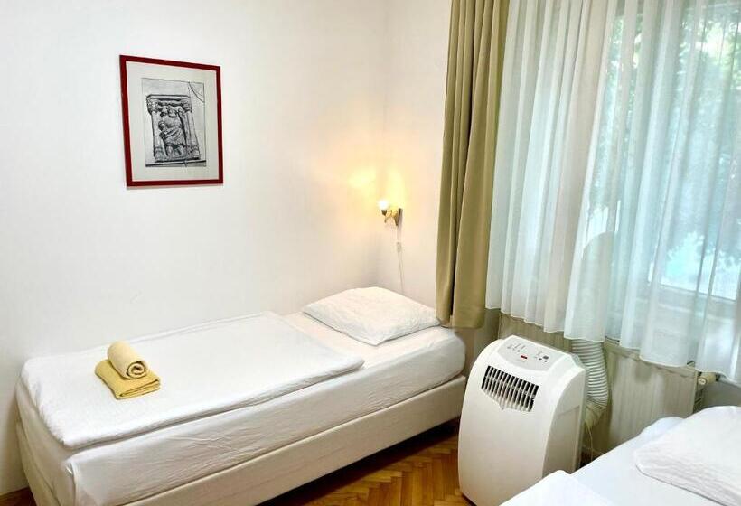 اتاق استاندارد, Penzion Pod Lipo