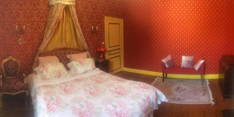 Семейный Номер, Le Manoir De La Source