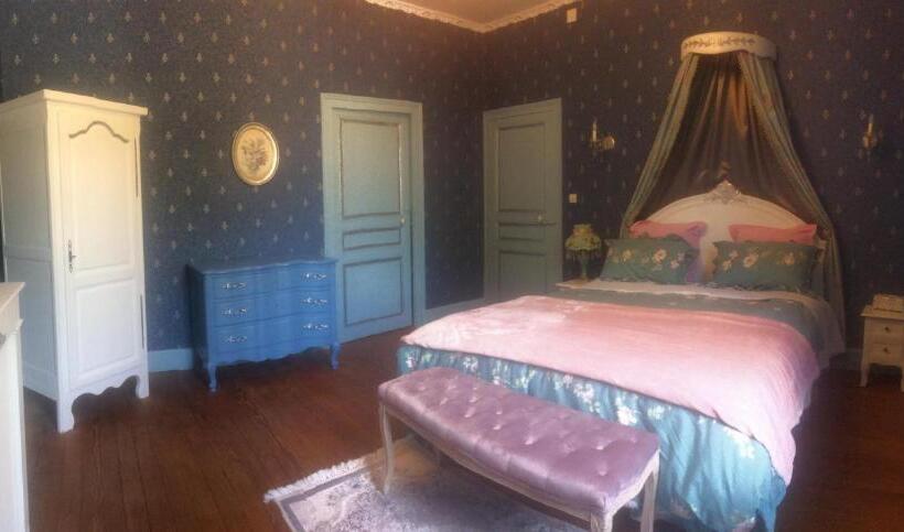 Семейный Номер, Le Manoir De La Source