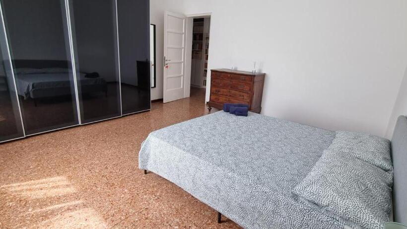 Апартаменты 2 Спальни, B&b I Due Tigli