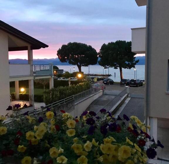1 Bedroom Apartment Lake View, Casa Caterina Lake View Holidays Apartments
