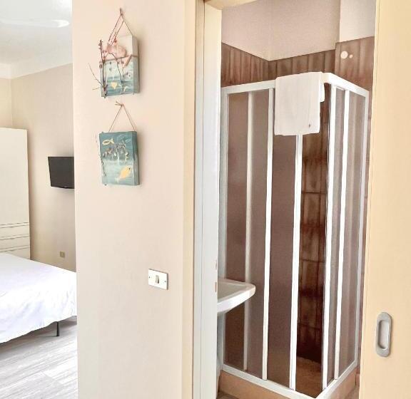 اتاق استاندارد با چشم‌انداز دریاچه, Casa Caterina Lake View Holidays Apartments