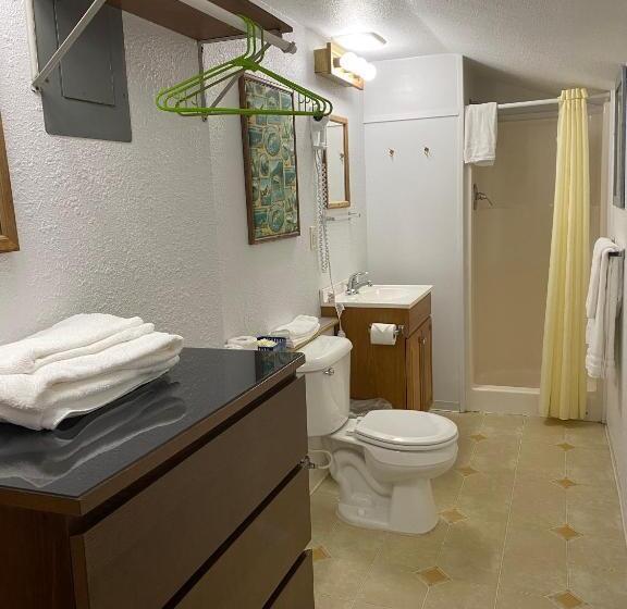 スタンダードルーム, Oceanside Ocean Front Cabins