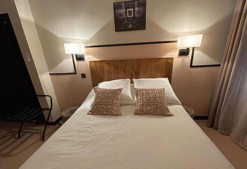 اتاق استاندارد با سرویس بهداشتی مشترک, Coco Marco Hôtel