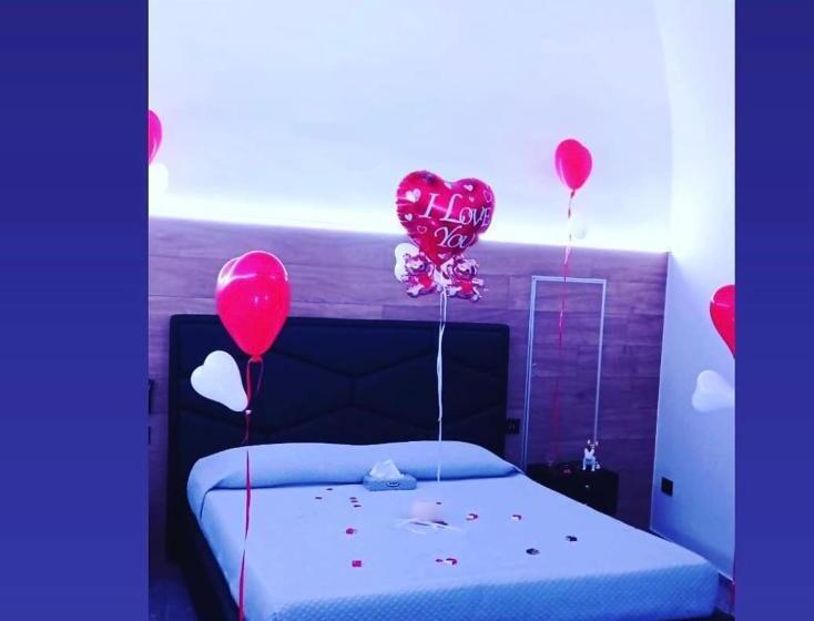 اتاق استاندارد با وان آب گرم, Rebel Suite Love