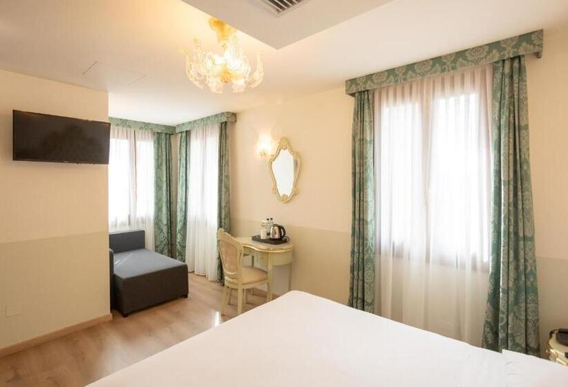 Номер Deluxe, Duomo Boutique