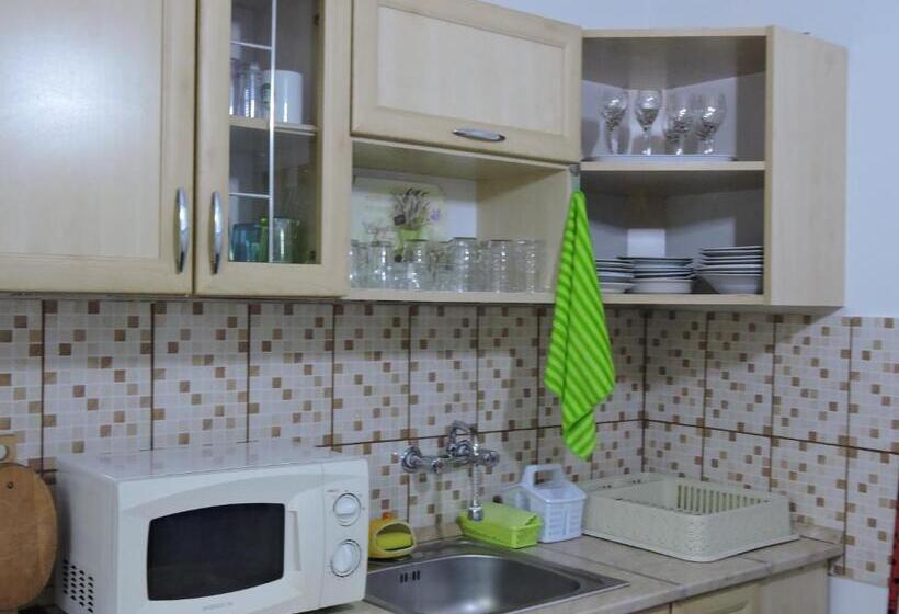 Апартаменты 1 Спальня, Melinda Apartman