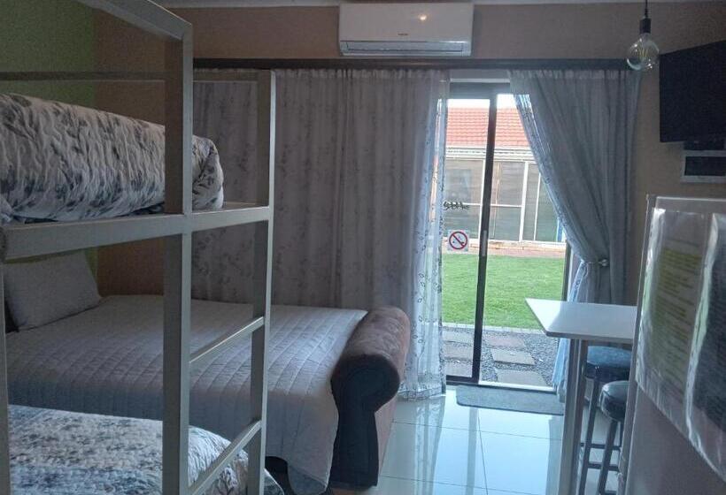 Quarto Familiar Deluxe, Sonhos Dreams Self Catering Garden Cottages