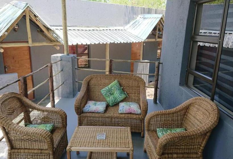 خانه 2 خوابه, Svh Bush Lodge