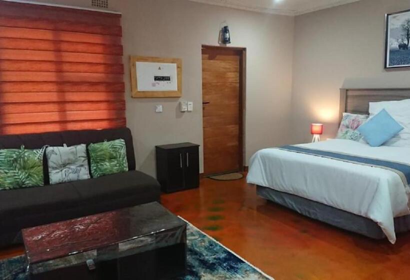 استودیوی استاندارد, Svh Bush Lodge