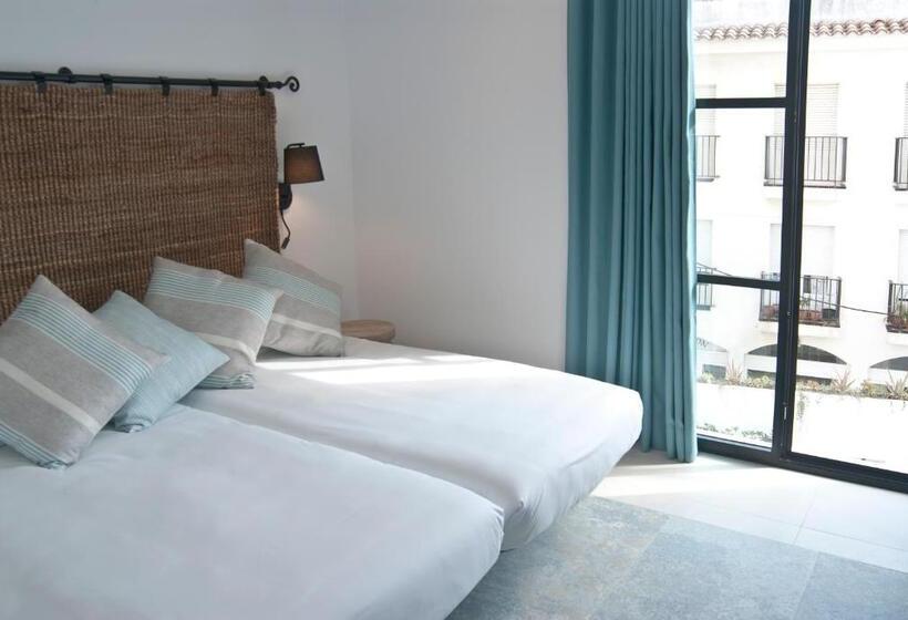 آپارتمان 1 خوابه با بالکن, Aparthotel El Cargol