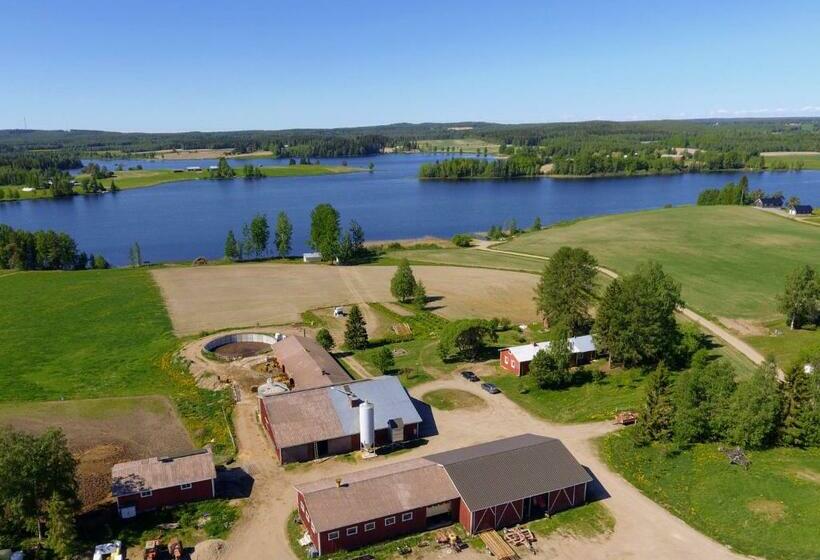 Дом 4 Спальни, Laukkumäki Farm
