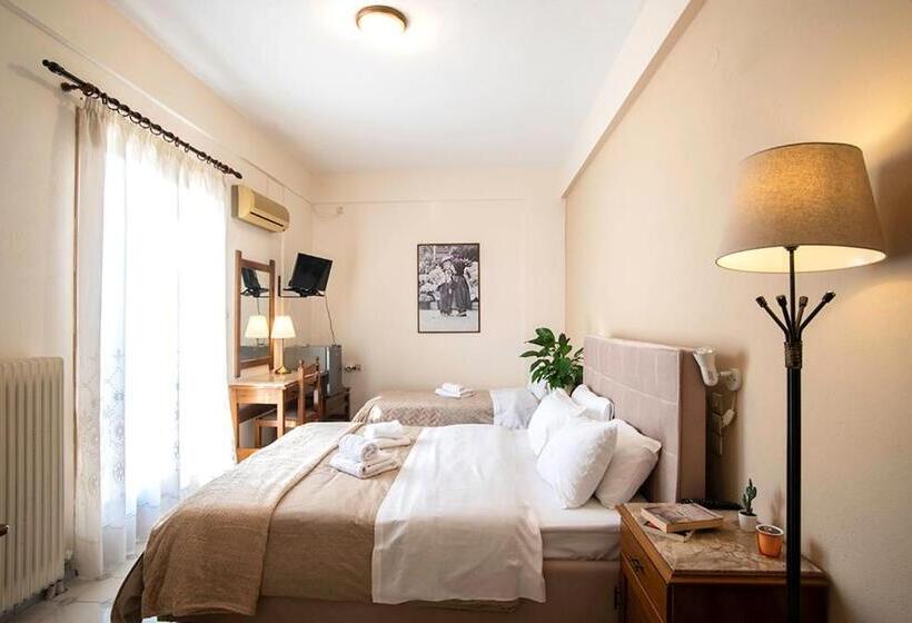 Quarto Triplo Estandar, Koukonas