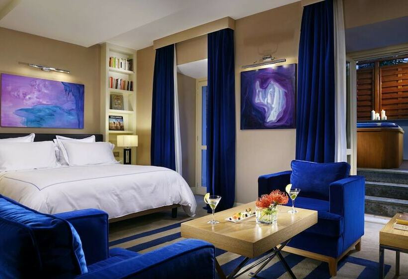 سوئیت با وان آب گرم, The First Arte   Preferred Hotels & Resorts