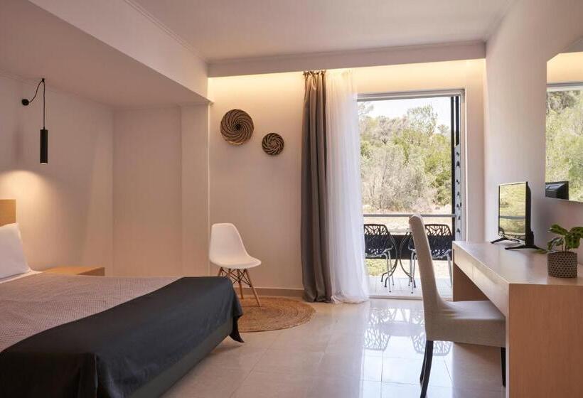 اتاق کلاسیک, Xenia Poros Image