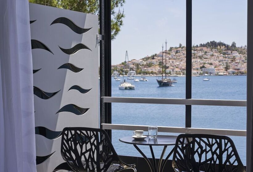 اتاق سوپریور با چشم‌انداز دریا, Xenia Poros Image