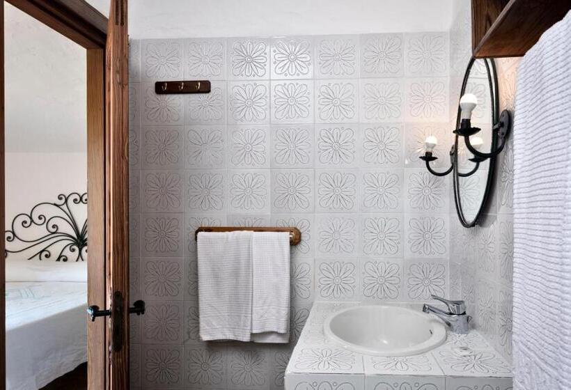استودیوی استاندارد, Residenza Capriccioli