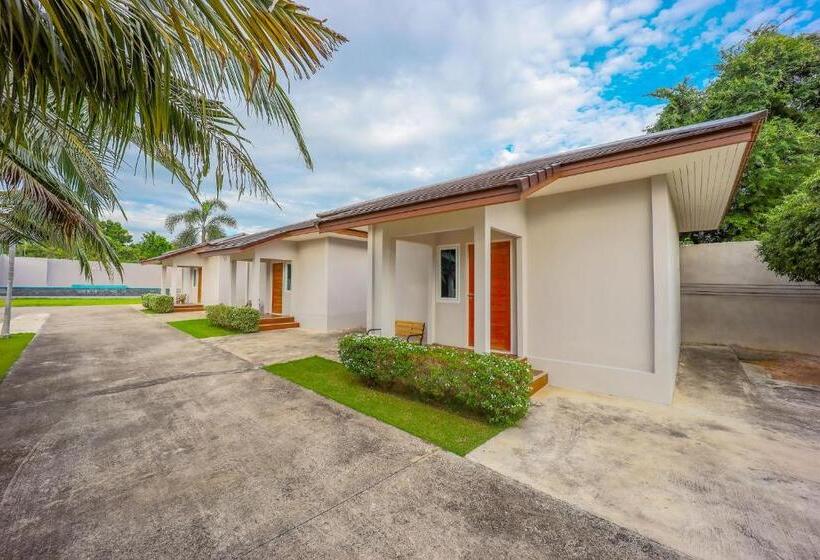 اتاق استاندارد, Akard Private Villas Sattahip